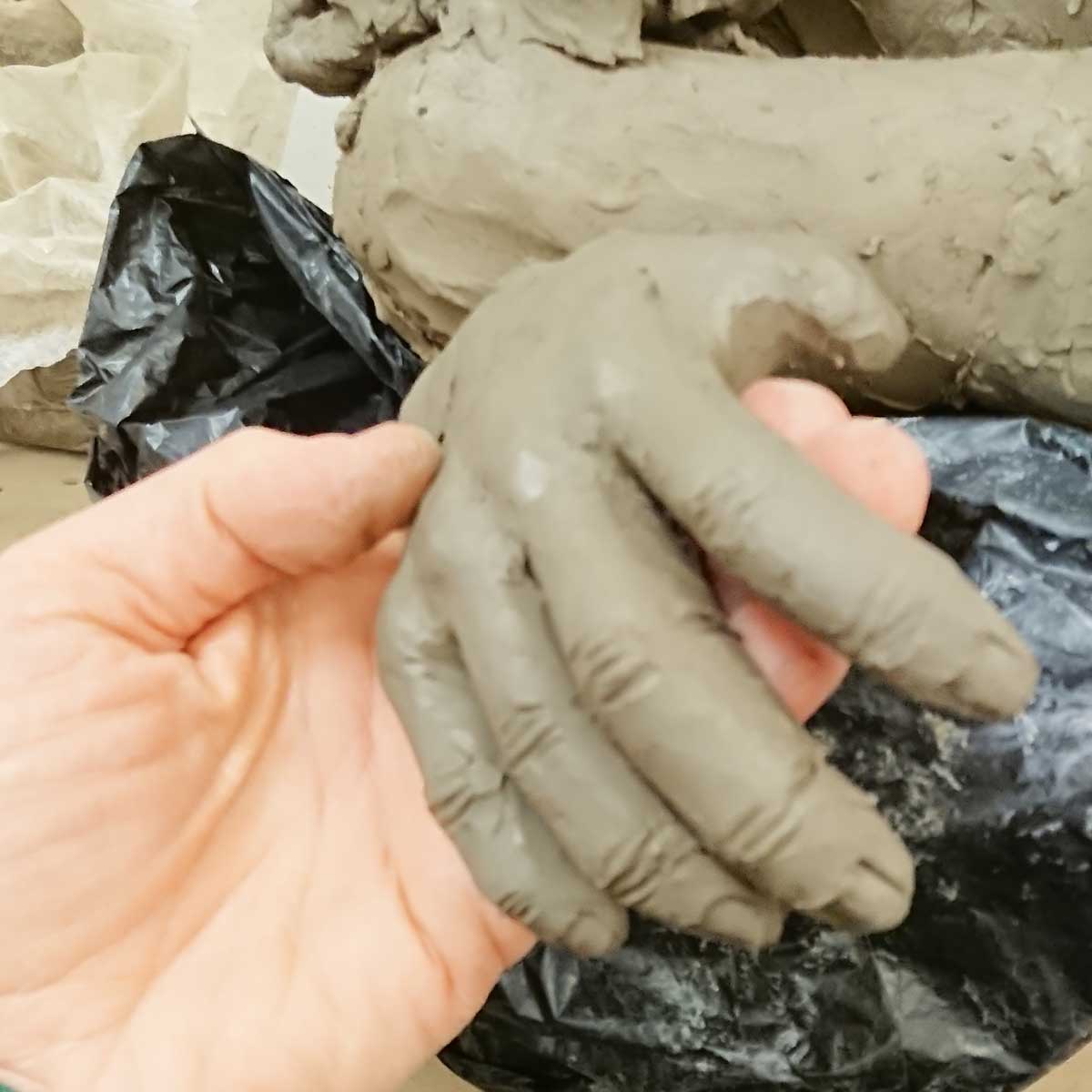Julian Jardine - Making the Orangutan detailing the hands
